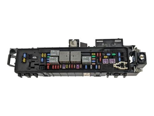 Used Fuse box TESLA MODEL X (5YJX) P90D AWD (772 hp) 32179745