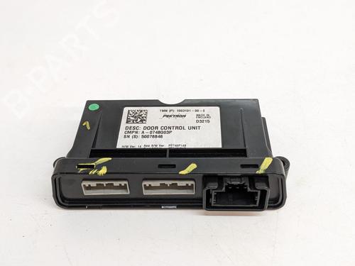 Elektronische module TESLA MODEL S (5YJS) 85 | BP32355285M83