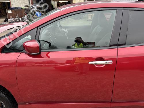 left-front-door-nissan-leaf-ze1-2017-32741200 main image