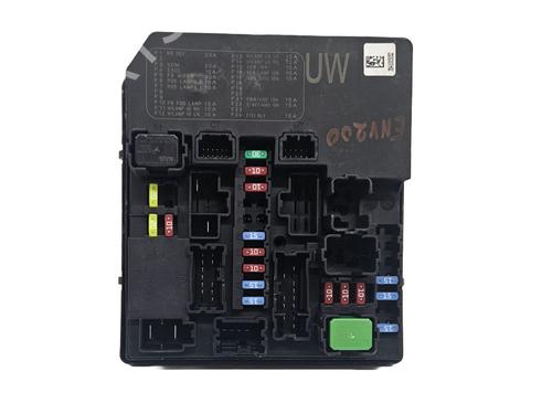 Used Fuse box NISSAN NV200 Van e-NV (ME0N) (109 hp) 29689169