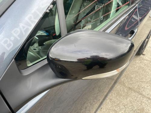 Retrovisor esquerdo RENAULT ZOE (BFM_) ZOE (88 hp) 29695559
