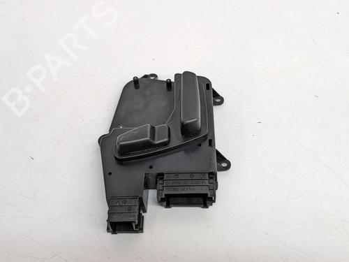 Spak kontakt TESLA MODEL S (5YJS) 85 | BP30893982I30