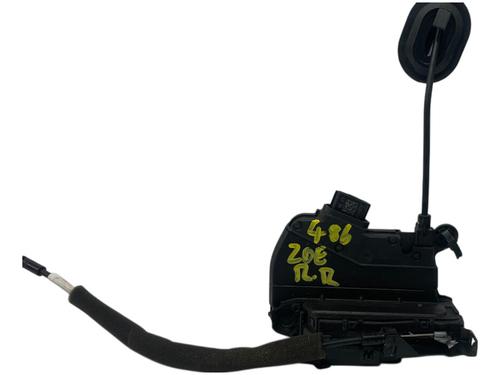 andre-renault-zoe-bfm_-2012-29692100 main image