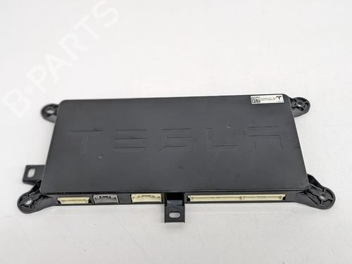 Elektronik Modul TESLA MODEL X (5YJX) 100D AWD | BP29694562M83