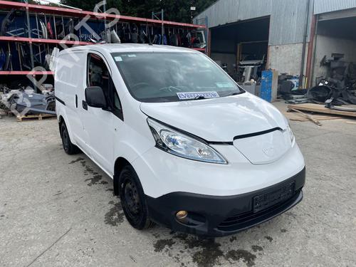 other-nissan-nv200-van-2010-29694442 main image