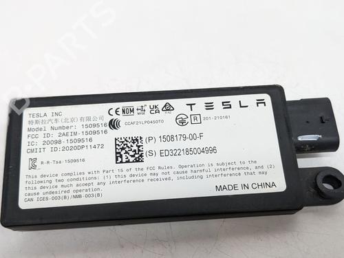 Module électronique TESLA MODEL Y (5YJY) Long Range All-wheel Drive | BP29693171M83 