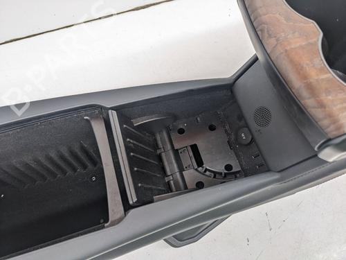 Mittelkonsole TESLA MODEL X (5YJX) 100D AWD | BP29964060I22 