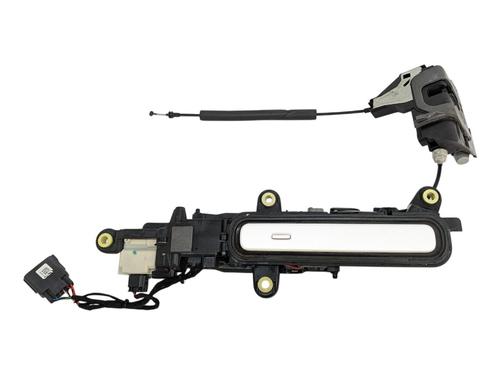 rear-left-exterior-door-handle-jaguar-i-pace-x590-2018-32225179 main image