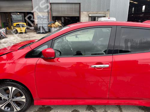 Dør venstre fortil NISSAN LEAF (ZE1) Electric (218 hp) 29695074