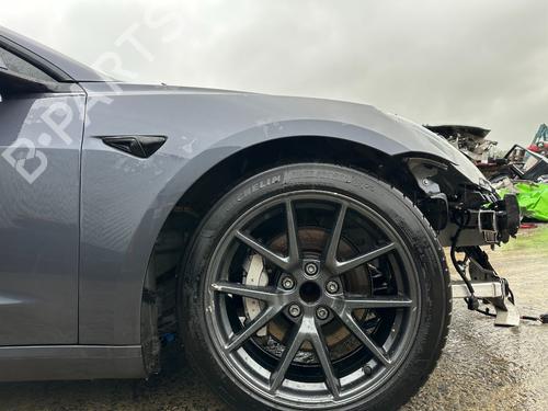 Forskærm Højre TESLA MODEL 3 (5YJ3) EV | BP31748467C42 