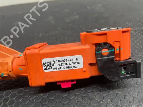 Kabel TESLA MODEL Y (5YJY) Long Range All-wheel Drive | BP29693858E12