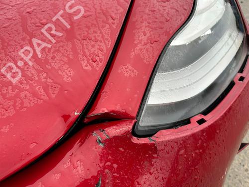 Forskærm venstre TESLA MODEL 3 (5YJ3) EV Performance AWD | BP32005880C41 