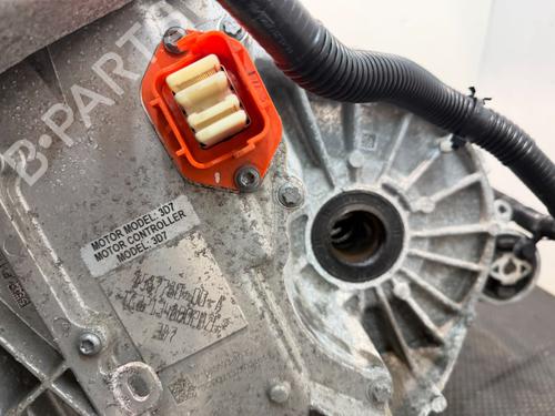 Andre TESLA MODEL 3 (5YJ3) EV AWD | BP32076397O1 