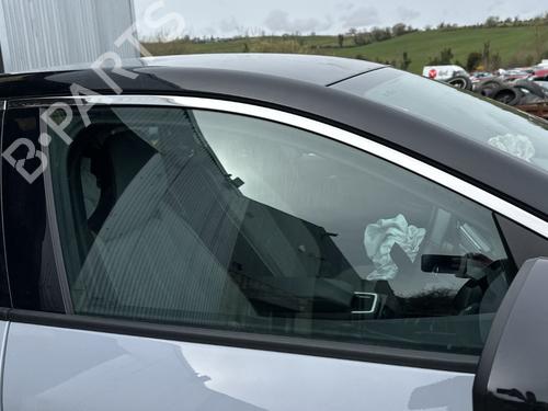 Used Front right door window Front right door window RENAULT MEGANE E-TECH SUV EV60 (BNJ1) (218 hp) 33731438 33731438