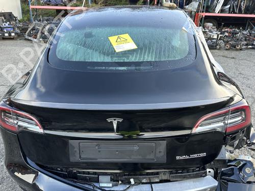 Bagasjeromsbekledning TESLA MODEL 3 (5YJ3) EV Performance AWD (462 hp) 30825612