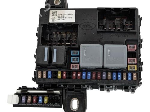Used Fuse box JAGUAR I-PACE (X590) EV400 AWD (400 hp) 30366968
