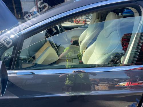 Dørrute ventre foran TESLA MODEL X (5YJX) P90D AWD (772 hp) 29693723