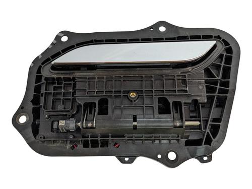 Maniglia esterna anteriore sinistra TESLA MODEL S (5YJS) 85 (367 hp) 32355278