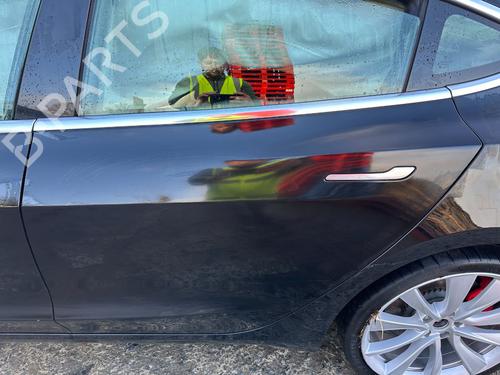 Dør venstre bak TESLA MODEL 3 (5YJ3) EV Performance AWD (462 hp) 30825608