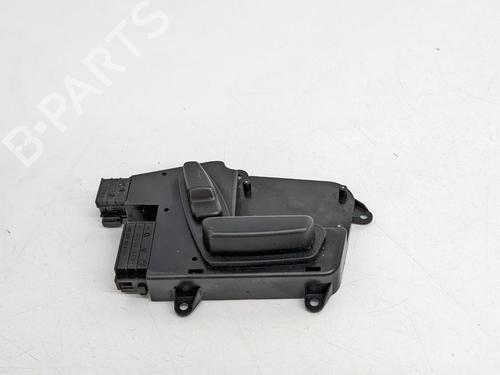 Spak kontakt TESLA MODEL S (5YJS) 85 | BP30893982I30