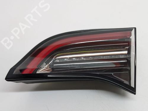 Højre baglygte TESLA MODEL 3 (5YJ3) EV AWD | BP31820933C35