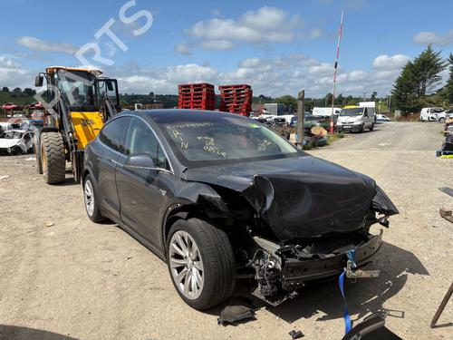 outra-tesla-model-x-5yjx-2013-29693684 main image