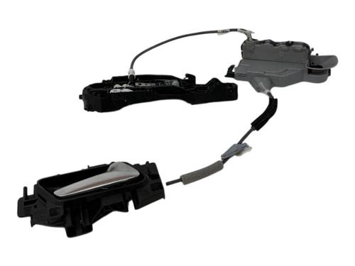 Used Front right interior door handle Front right interior door handle VAUXHALL CORSA Mk V (F) 1.2 (131 hp) 33331508 33331508