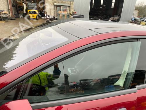 Inne TESLA MODEL S (5YJS) 85 | BP29692130O1 