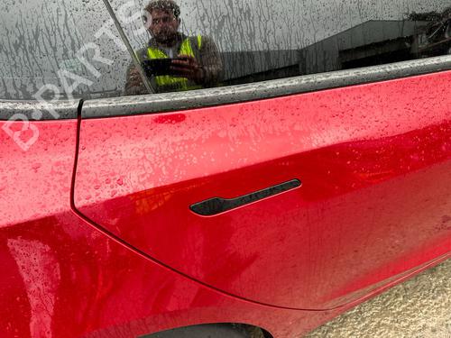 Dør højre bagtil TESLA MODEL 3 (5YJ3) EV Performance AWD | BP32005874C5 