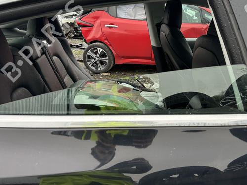 dr-rude-hjre-bagtil-tesla-model-3-5yj3-2017-32433422 main image