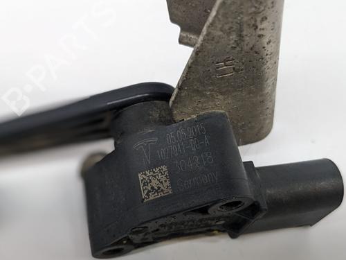 Sensore elettronico TESLA MODEL S (5YJS) 75D AWD | BP29691066M84