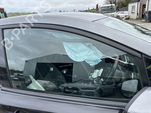 front-right-door-window-nissan-leaf-ze1-2017-33250164 main image