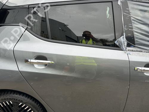 right-rear-door-nissan-leaf-ze1-2017-33158608 main image