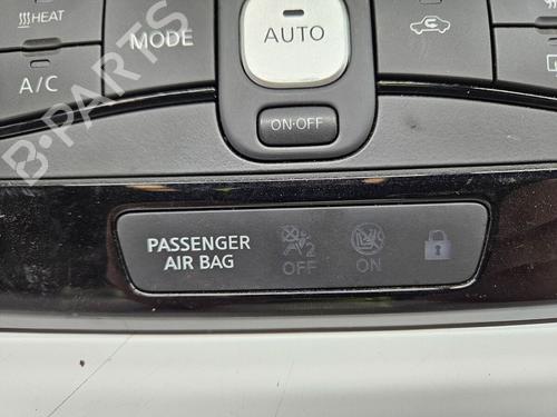 Andre NISSAN LEAF (ZE1) Electric | BP29688634O1 