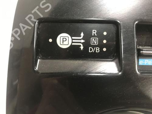 Selector da caixa NISSAN LEAF (ZE0) Electric | BP29688737M90 