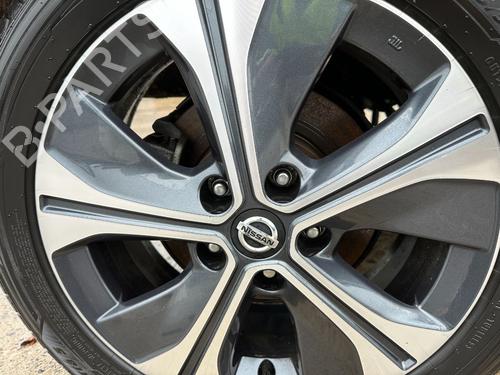 Fælk NISSAN LEAF (ZE1) Electric | BP32487336C45 