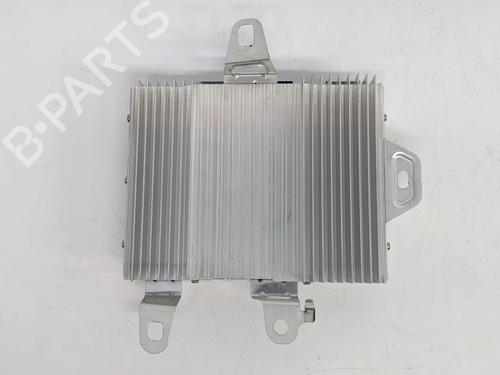 Radio TESLA MODEL Y (5YJY) Long Range All-wheel Drive | BP29692521E6