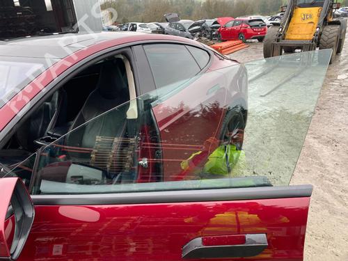 Inne TESLA MODEL S (5YJS) 85 | BP29692130O1 