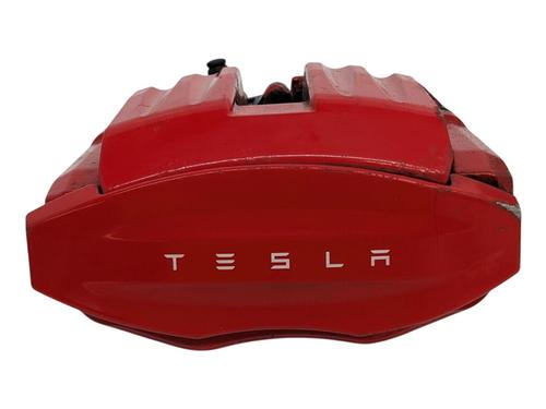 Używane Zacisk hamulca tylnego lewego TESLA MODEL X (5YJX) P90D AWD (772 hp) 30523097