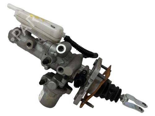 brake-master-cylinder-nissan-nv200-van-2010-31078485 main image