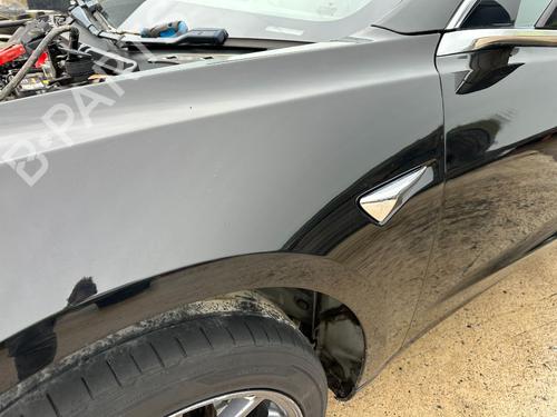 Guarda-lamas esquerdo TESLA MODEL 3 (5YJ3) EV | BP32433416C41