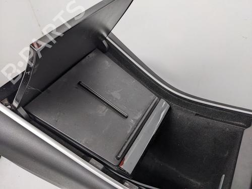 Mittelkonsole TESLA MODEL 3 (5YJ3) EV AWD | BP29693803I22 