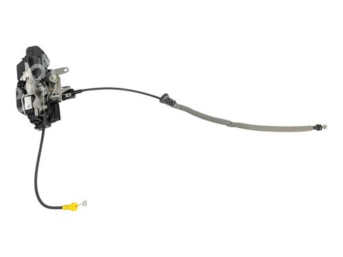 Venstre fortil lås VOLVO XC40 (536) Recharge AWD (408 hp) 29694162