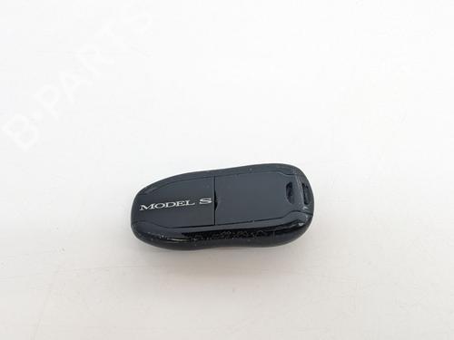 Inne TESLA MODEL S (5YJS) 85 | BP30868743O1 