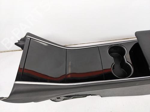 Mittelkonsole TESLA MODEL 3 (5YJ3) EV AWD | BP29692675I22 