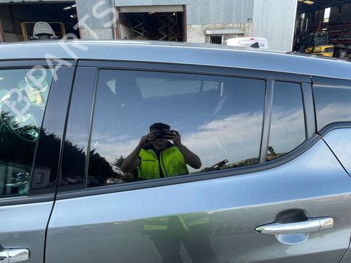 Dør rude ventre bagtil NISSAN LEAF (ZE1) Electric (218 hp) 29694233