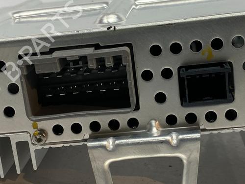 Radio TESLA MODEL Y (5YJY) Long Range All-wheel Drive | BP29691699E6