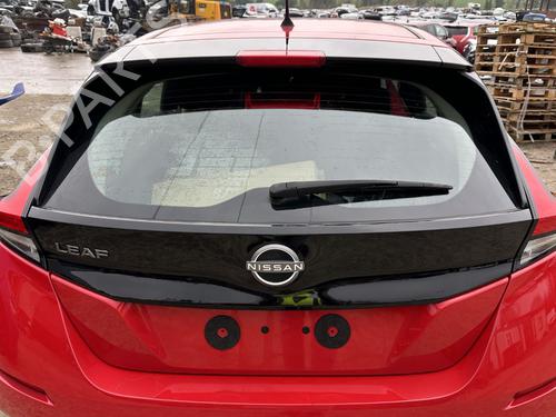 Forra da mala NISSAN LEAF (ZE1) Electric (150 hp) 32741207