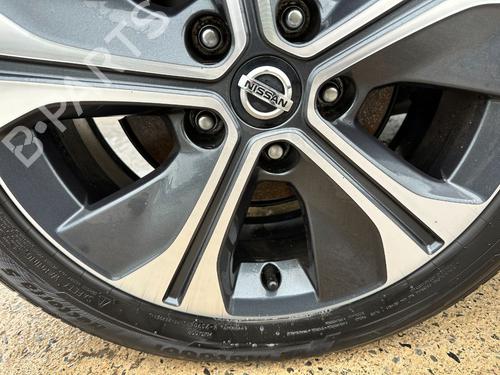 Fælk NISSAN LEAF (ZE1) Electric | BP32487336C45 