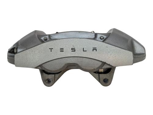 Used Left front brake caliper TESLA MODEL 3 (5YJ3) EV AWD (351 hp) 32179749